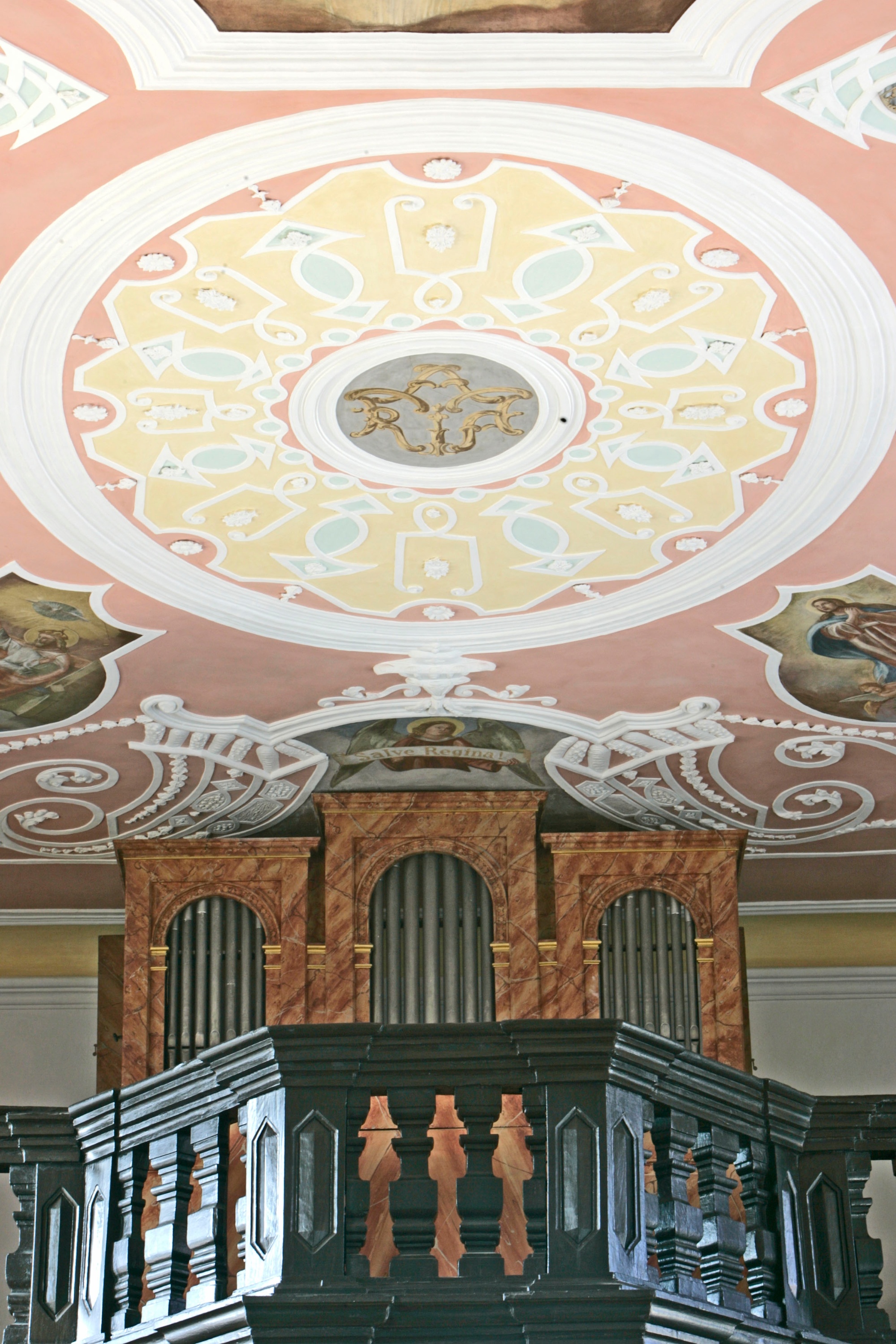 Blick zur Orgel Wallfahrtskiche Oberhaid