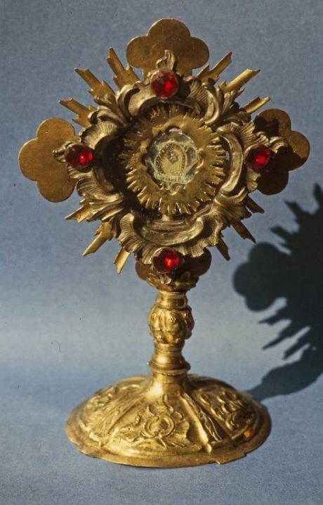 Monstranz aus Staffelbach mit Berührungsreliquie des Hl. Cyriakus